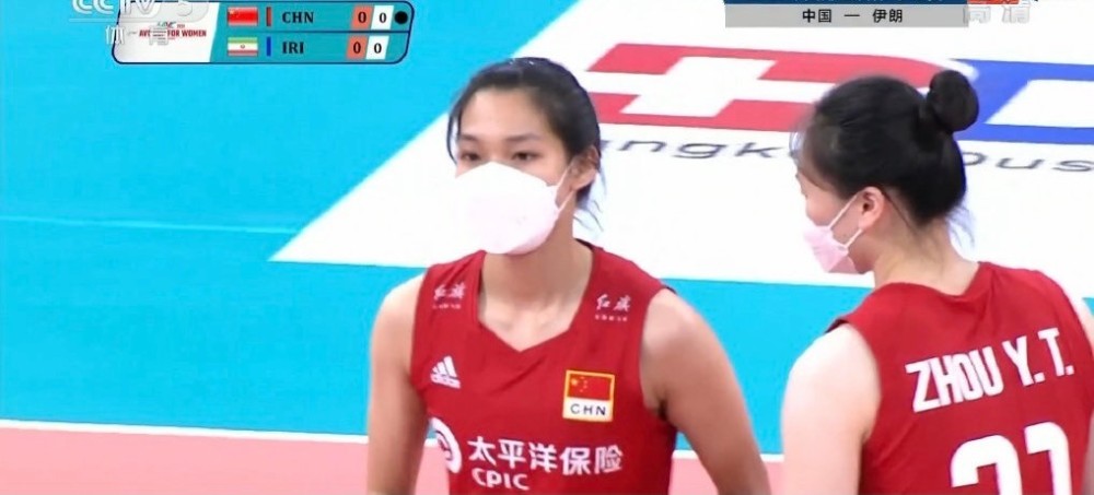快讯-预防菲律宾疫情？亚洲杯中国女排vs伊朗 全员罕见戴口罩比赛(2)
