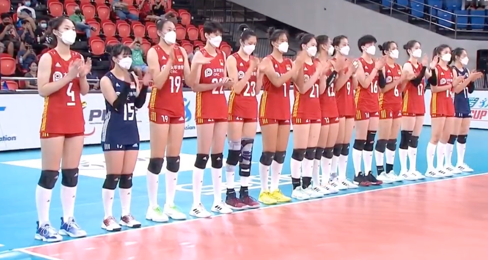 快讯-预防菲律宾疫情？亚洲杯中国女排vs伊朗 全员罕见戴口罩比赛(5)