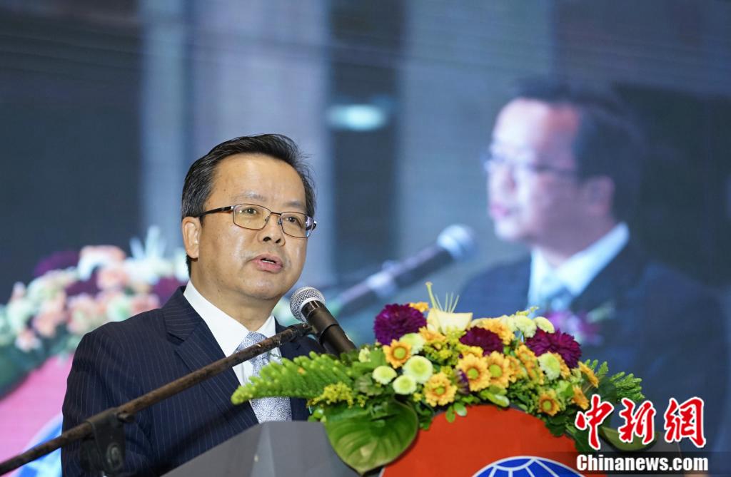 快讯-中国驻菲大使出席第十届世界福建同乡恳亲大会(1)