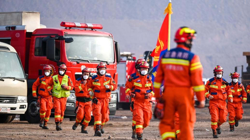 快讯-内蒙古露天煤矿坍塌事故6名受伤人员正在医院接受治疗(1)