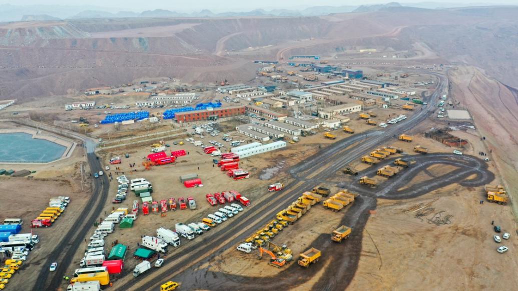 快讯-内蒙古煤矿坍塌事故进展：专家组已制定优化救援方案(2)