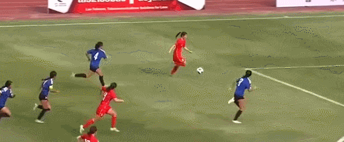快讯-6-0大胜！中国U20女足迎开门红，12分钟连轰3球，对手防线被打崩(6)