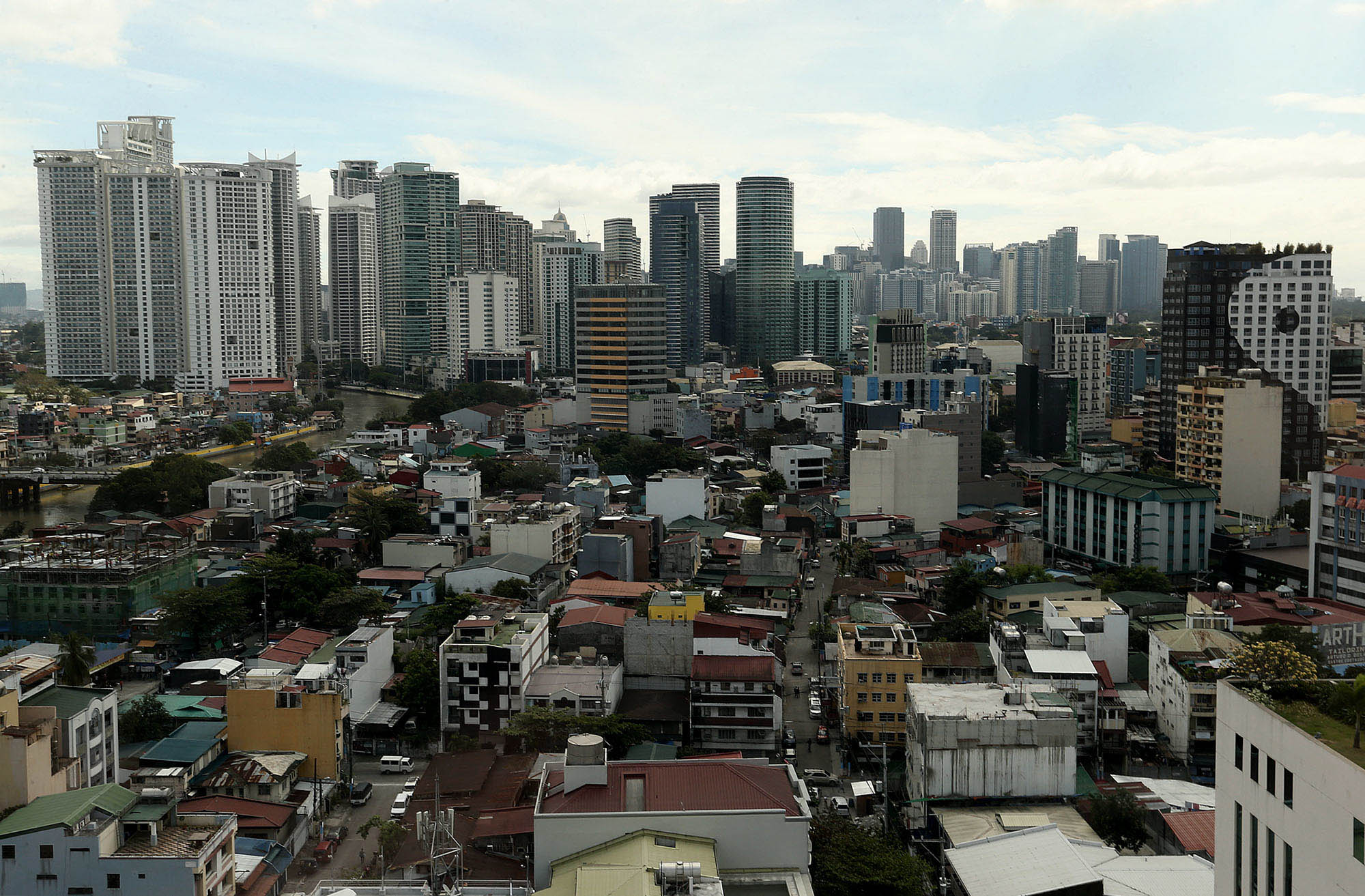 金融信息-菲律宾经济增长可能在2025年放缓至十年来的最低水平(1)