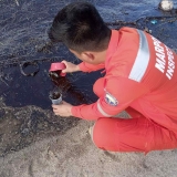 菲律宾油轮泄漏一周后：逾3万公顷海洋生态受威胁，有居民身体不适