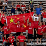 酣畅淋漓，中国女足6-0狂胜鱼腩队，上下半场各3球，五星红旗闪耀