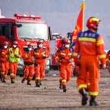 内蒙古煤矿坍塌事故救援正紧张有序进行：剥离一层、探测一遍