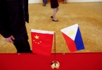 菲律宾警方追捕六名被绑架中国公民